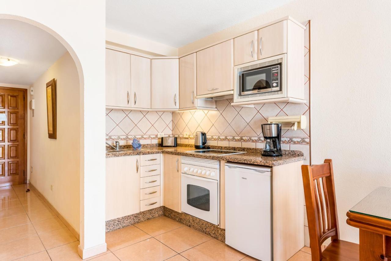 Club Tenerife Apartments Los Cristianos  Esterno foto