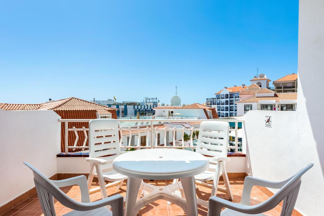 Club Tenerife Apartments Los Cristianos  Esterno foto