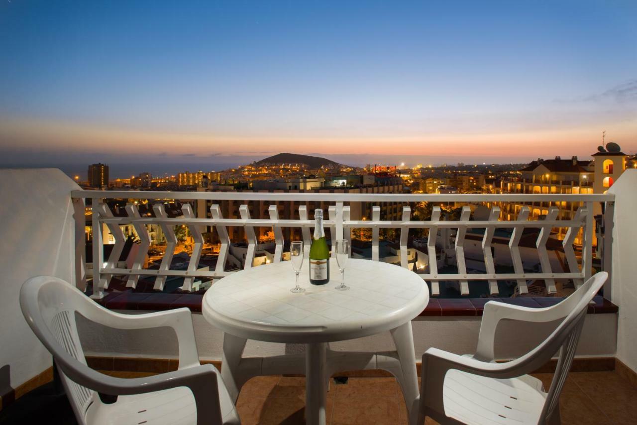 Club Tenerife Apartments Los Cristianos  Esterno foto